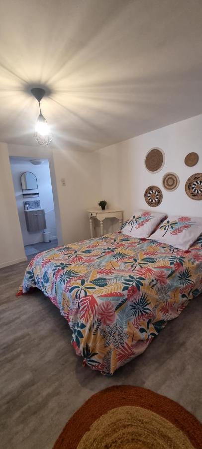 Studio En Camargue Arles Esterno foto