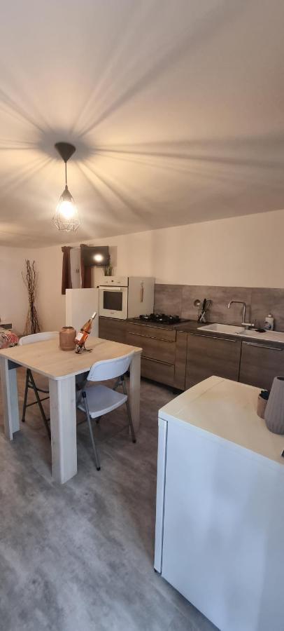 Studio En Camargue Arles Esterno foto